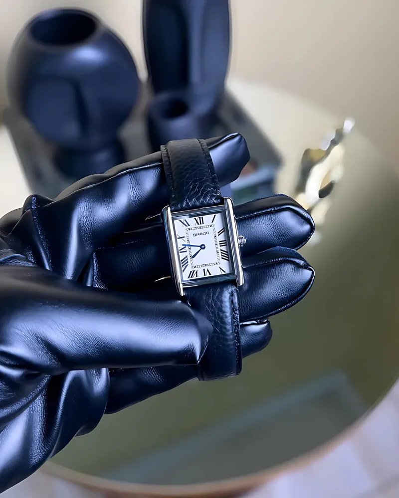 OLD MONEY QUARTZ WATCH