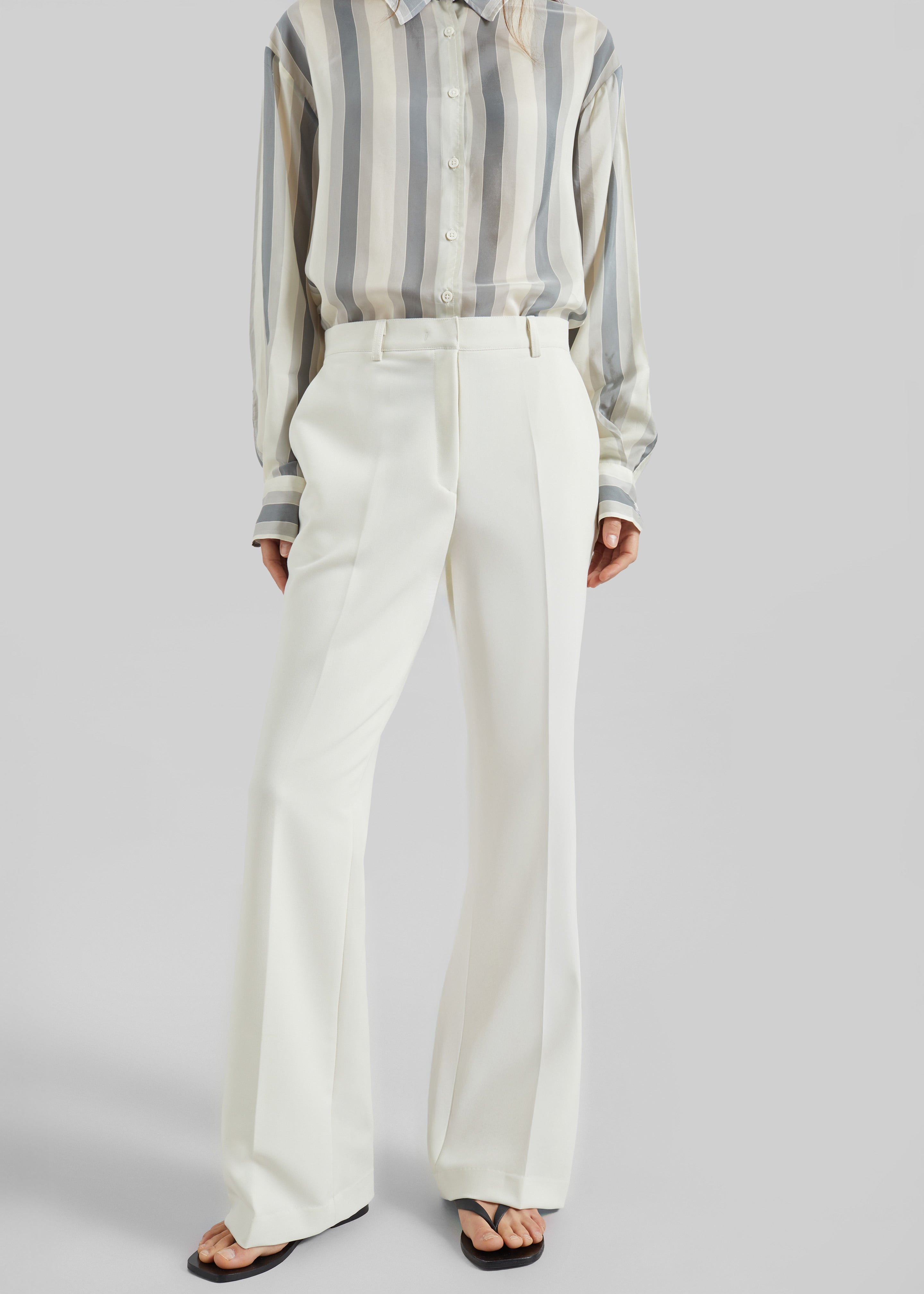Chesnay Bootcut Pants - Cream