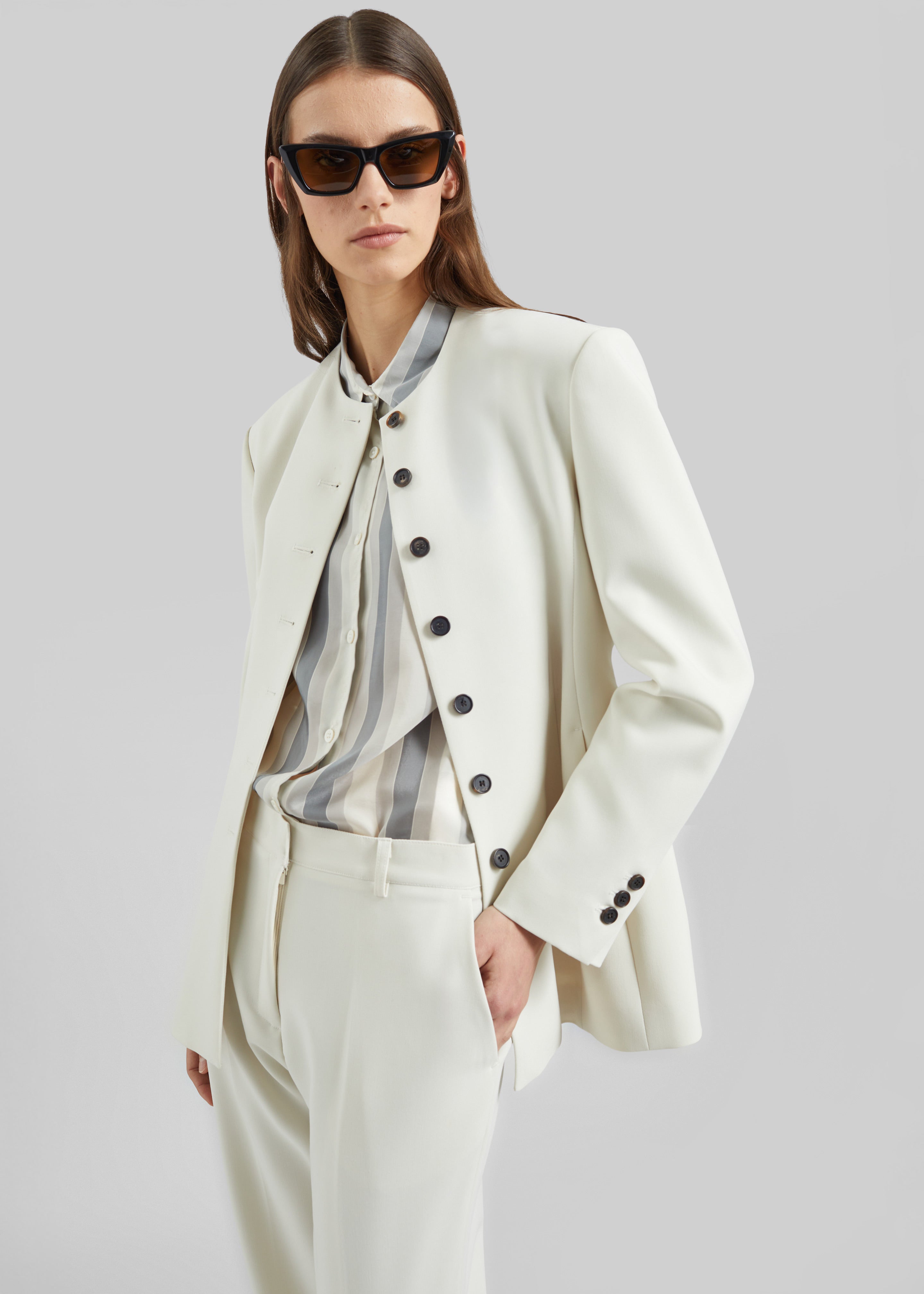 Chesnay Collarless Blazer - Cream