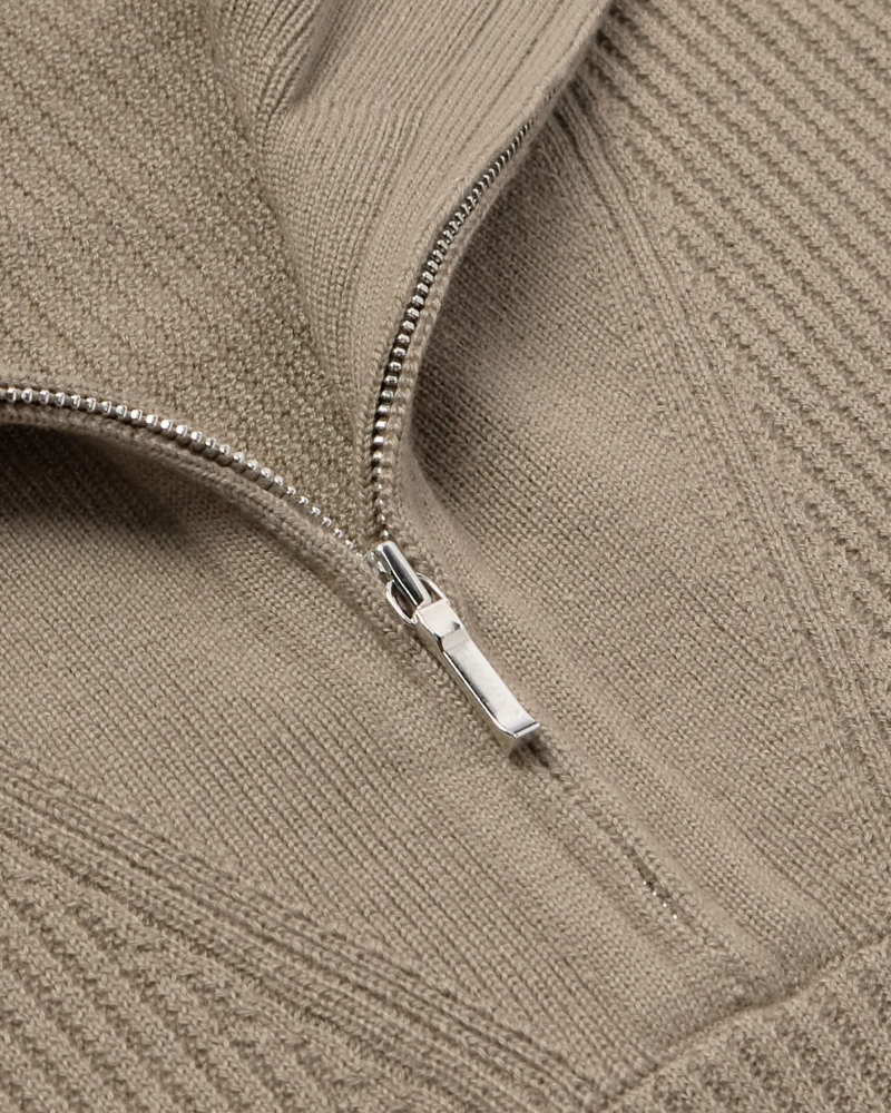 OLD MONEY CASHMERE HALF-ZIP SWEATER